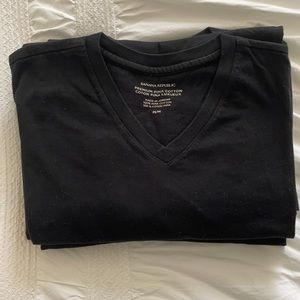 Banana Republic Tee’s